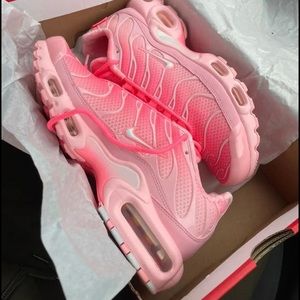 bright pink tns